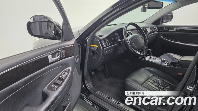 Hyundai Genesis 2012 — photo 11
