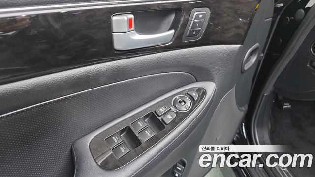 Hyundai Genesis 2012 — photo 12