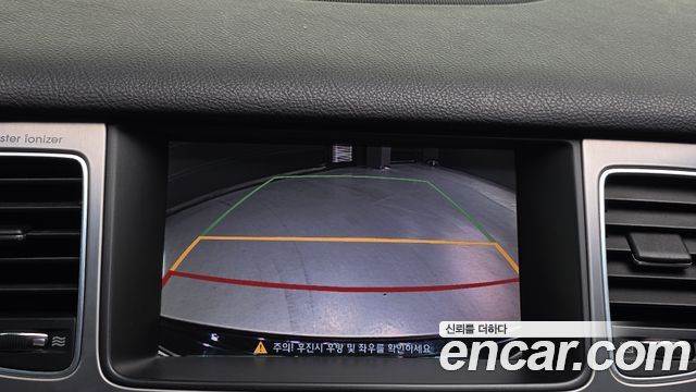 Hyundai Genesis 2012 — photo 17