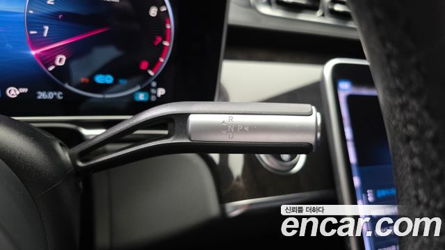 Mercedes-Benz S-Class 2021 — photo 9