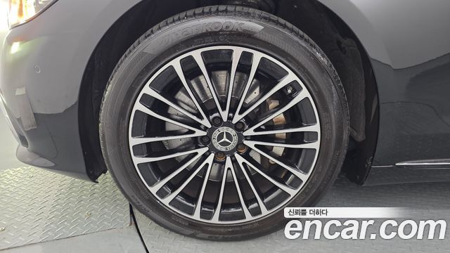 Mercedes-Benz S-Class 2022 — photo 5
