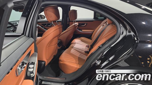 Mercedes-Benz S-Class 2022 — photo 17
