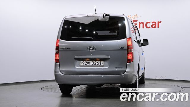 Hyundai Starex 2019 — photo 4