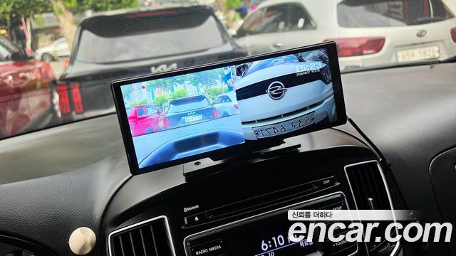 Hyundai Starex 2019 — photo 21