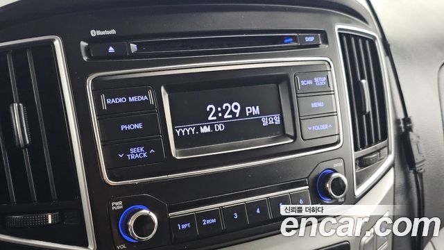 Hyundai Starex 2019 — photo 22
