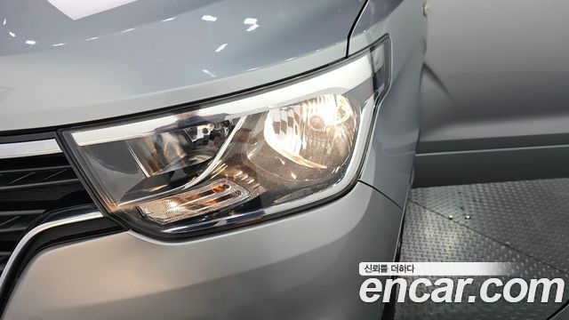 Hyundai Starex 2019 — photo 8