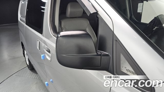 Hyundai Starex 2019 — photo 31