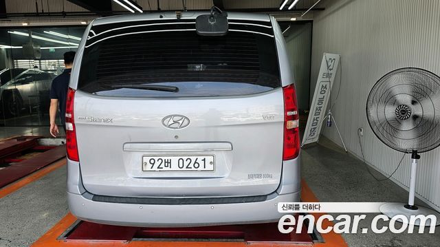 Hyundai Starex 2019 — photo 33