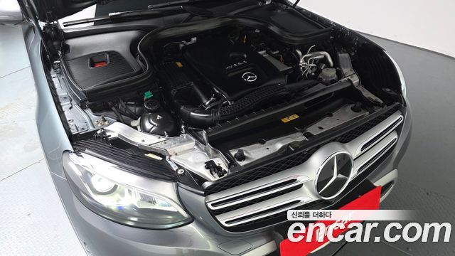 Mercedes-Benz GLC-Class 2019 — photo 6