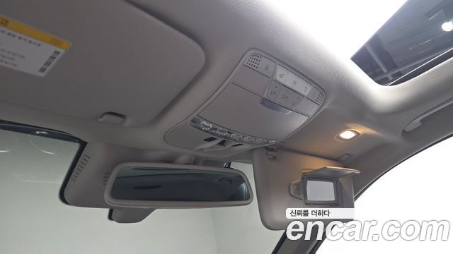 Mercedes-Benz GLC-Class 2019 — photo 25