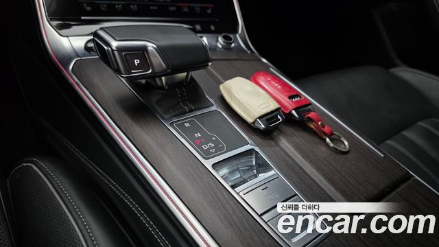 Audi A6 2023 — photo 12