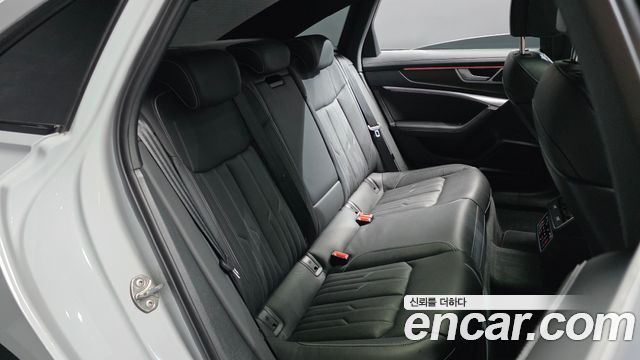 Audi A6 2023 — photo 17