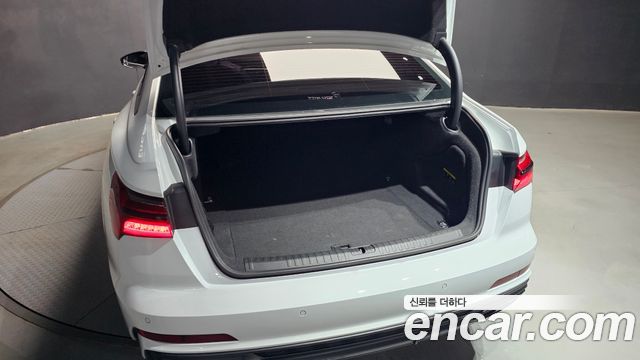 Audi A6 2023 — photo 32