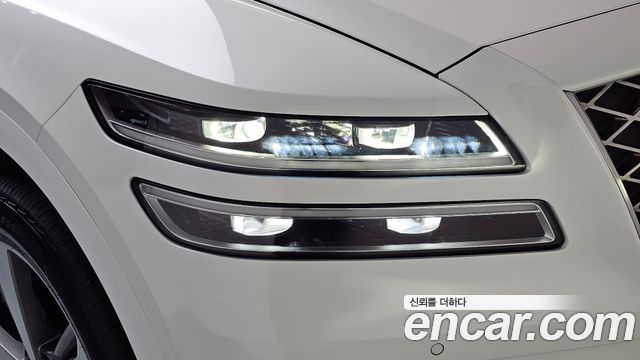 Genesis GV80 2020 — photo 8