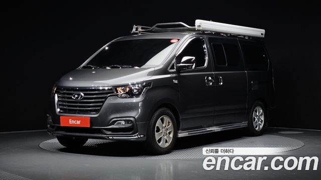 Hyundai Starex 2019 — photo 1