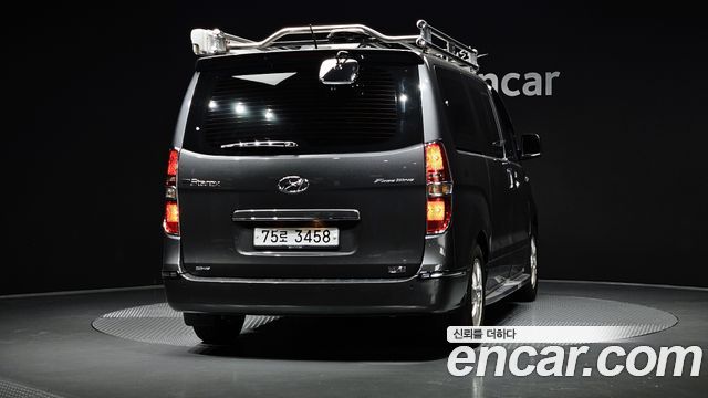 Hyundai Starex 2019 — photo 4