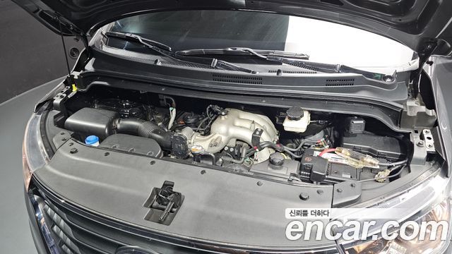 Hyundai Starex 2019 — photo 6