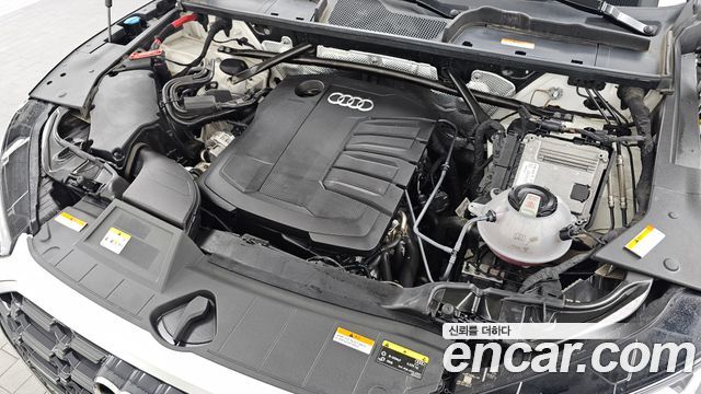 Audi Q5 2022 — photo 6