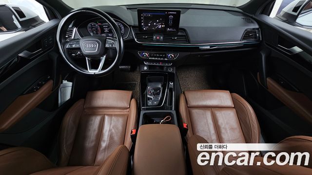 Audi Q5 2022 — photo 10