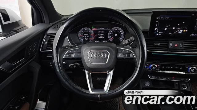 Audi Q5 2022 — photo 19