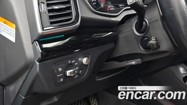 Audi Q5 2022 — photo 30