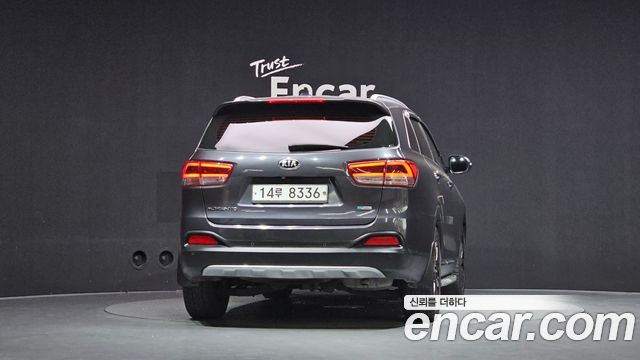 Kia Sorento 2015 — photo 4
