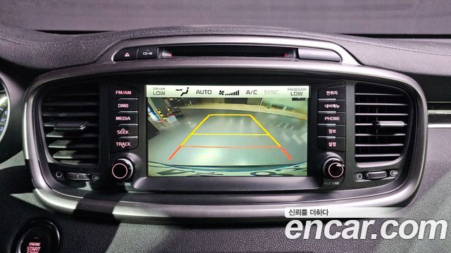 Kia Sorento 2015 — photo 19