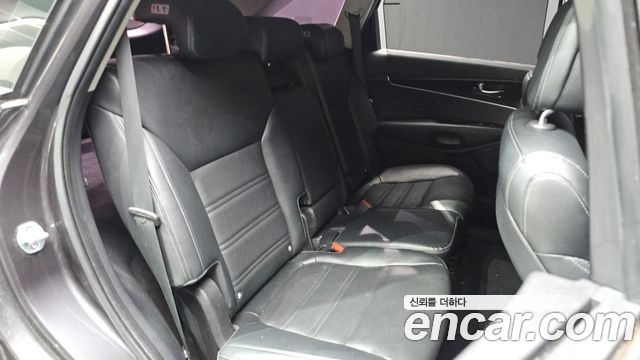 Kia Sorento 2015 — photo 28