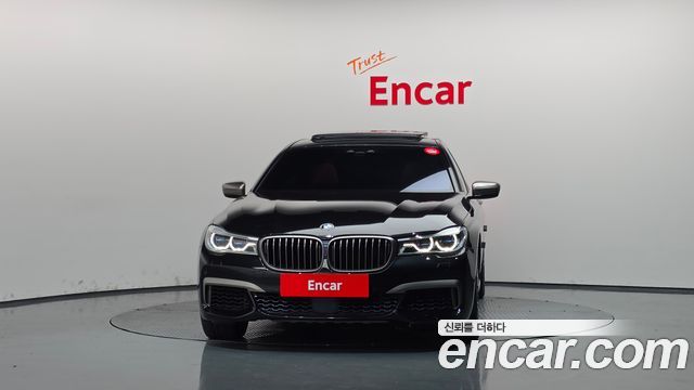 BMW 7-Series 2017 — photo 3