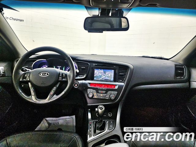 Kia K5 2012 — photo 7