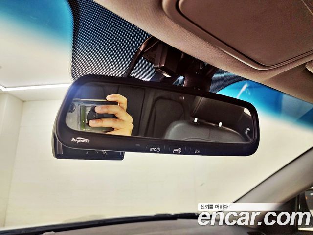 Kia K5 2012 — photo 17