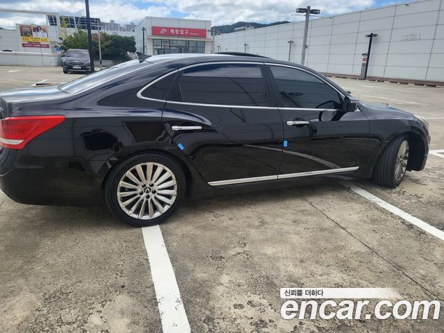 Hyundai Equus 2010 — photo 7