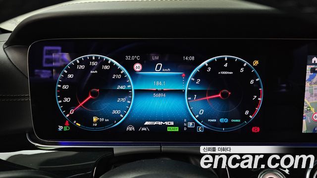 Mercedes-Benz AMG GT 2021 — photo 11
