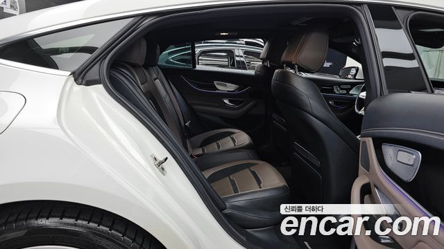 Mercedes-Benz AMG GT 2021 — photo 18