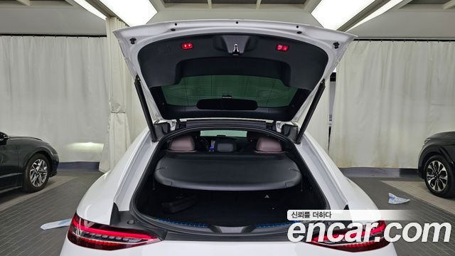 Mercedes-Benz AMG GT 2021 — photo 26