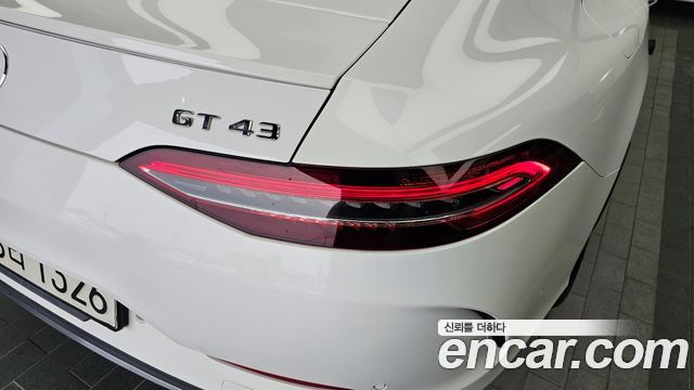 Mercedes-Benz AMG GT 2021 — photo 9