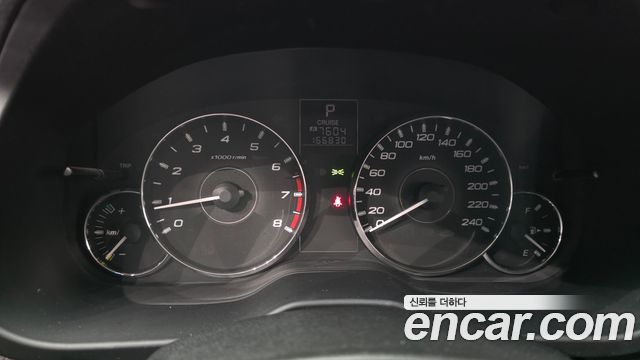 Subaru Legacy 2011 — photo 8