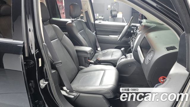 Jeep Compass 2015 — photo 12
