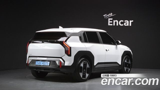 Kia EV3 2025 — photo 2
