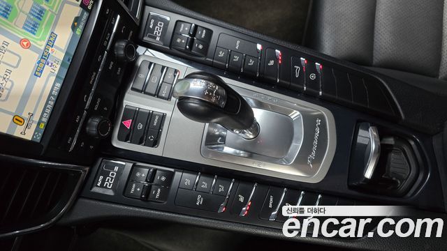 Porsche Panamera 2013 — photo 12