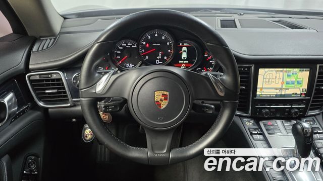 Porsche Panamera 2013 — photo 18