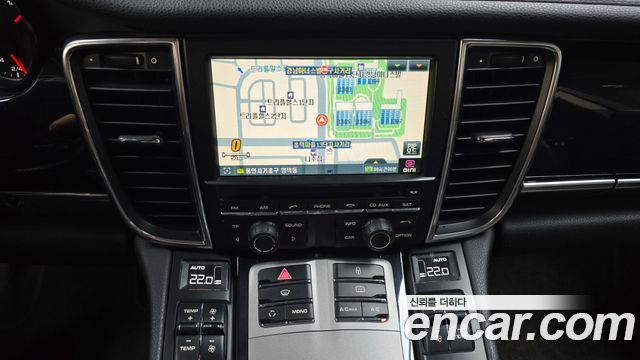Porsche Panamera 2013 — photo 19