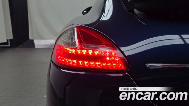Porsche Panamera 2013 — photo 9