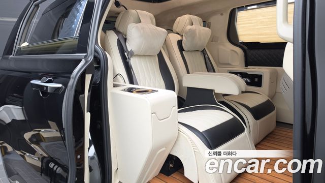 Kia Canival 2021 — photo 12