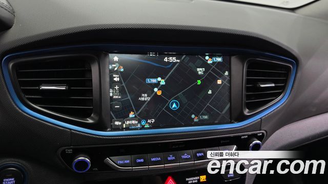 Hyundai Ioniq 2016 — photo 20