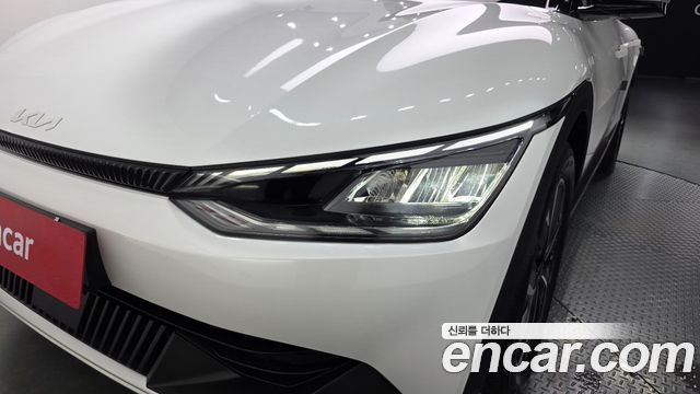 Kia EV6 2024 — photo 8