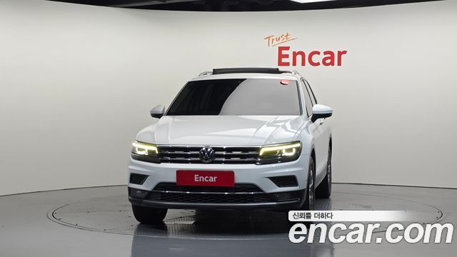 Volkswagen Tiguan 2018 — photo 3