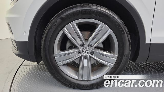 Volkswagen Tiguan 2018 — photo 5