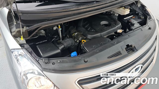 Hyundai Starex 2017 — photo 6