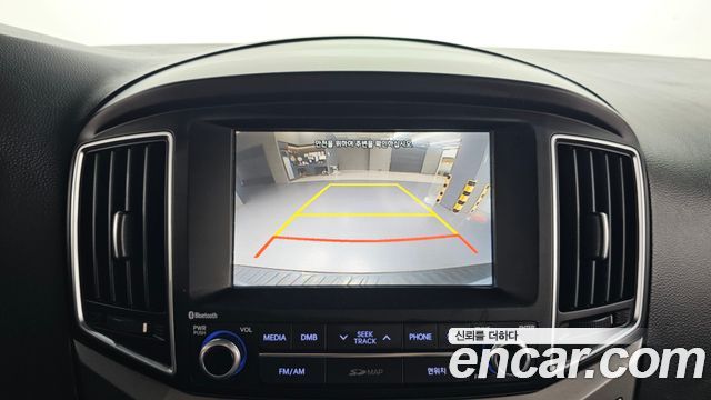 Hyundai Starex 2017 — photo 19